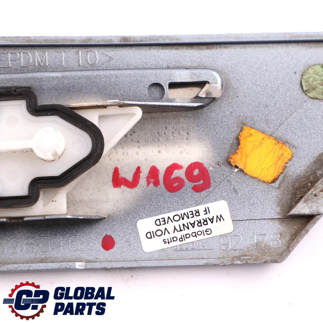 Mercedes W245 Tira Protectora Guardabarros Trasero Derecho Azul A1696983462 - SKU A1696904262-HBL - Número de pieza A1696904262