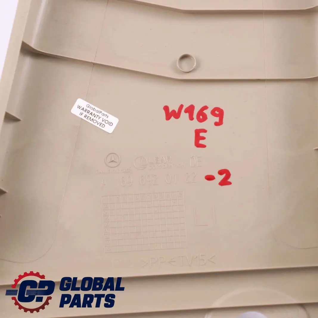 Blende B-Säule Links Beige für Mercedes W169 W245 mit Teilenummer A1696920122 Mercedes W169 W245 Blende B-Säule Links Beige - SKU A1696920122-2 - Teilenummer A1696920122