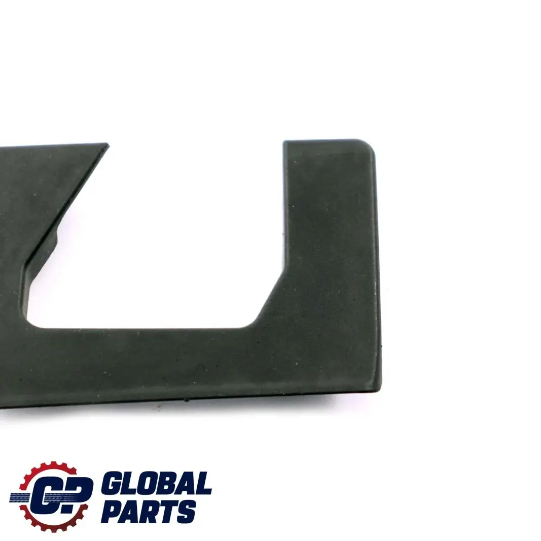 Mercedes-Benz W169 Arriere Gauche Cache pour à propos du numéro de pièce A1696930133 Mercedes-Benz W169 Arriere Gauche Cache - SKU A1696930133 - Numéro de pièce A1696930133