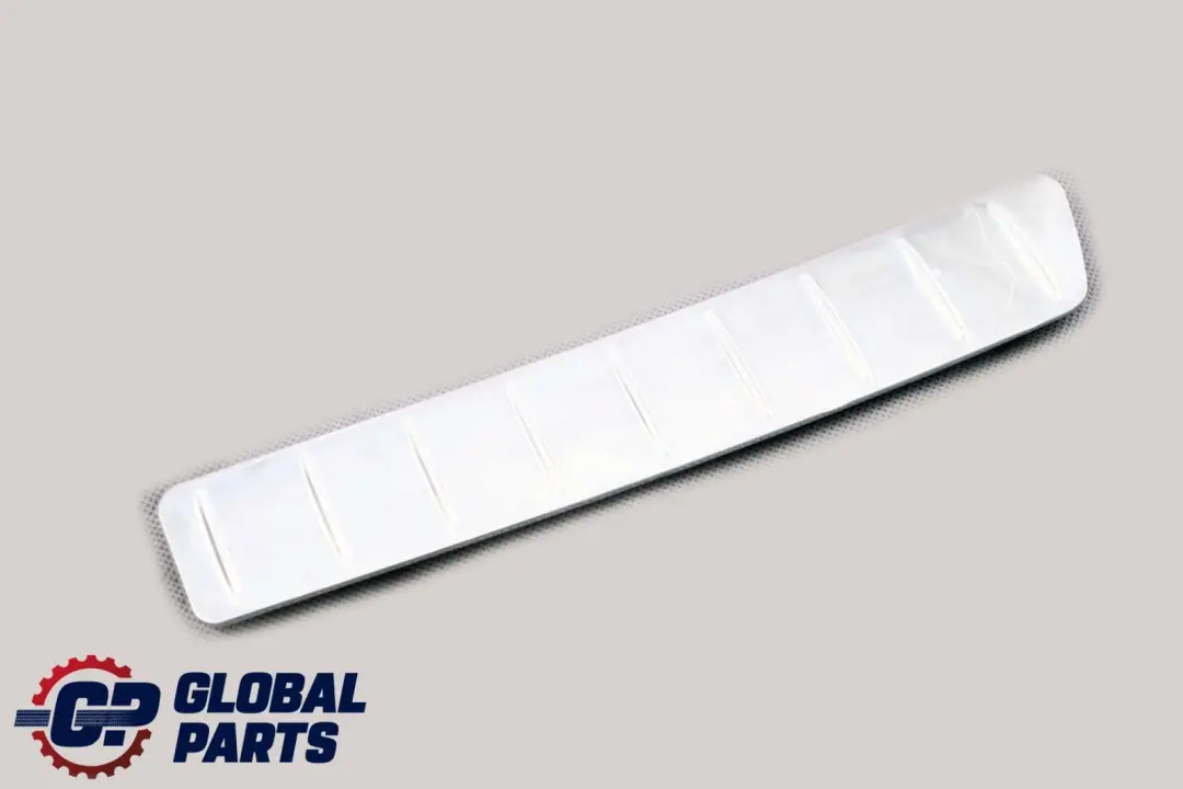 Mercedes Clase B W245 Maletero Izquierdo Tapa Panel Trasero - SKU A1696940125 - Número de pieza A1696940125