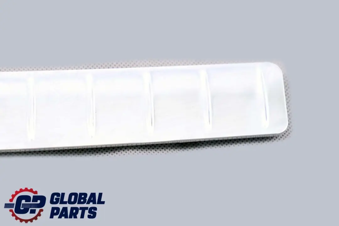 Clase B W245 Maletero Derecho Cubremaletero Trasero para Mercedes con número de pieza A1696940225 Mercedes Clase B W245 Maletero Derecho Cubremaletero Trasero - SKU A1696940225 - Número de pieza A1696940225