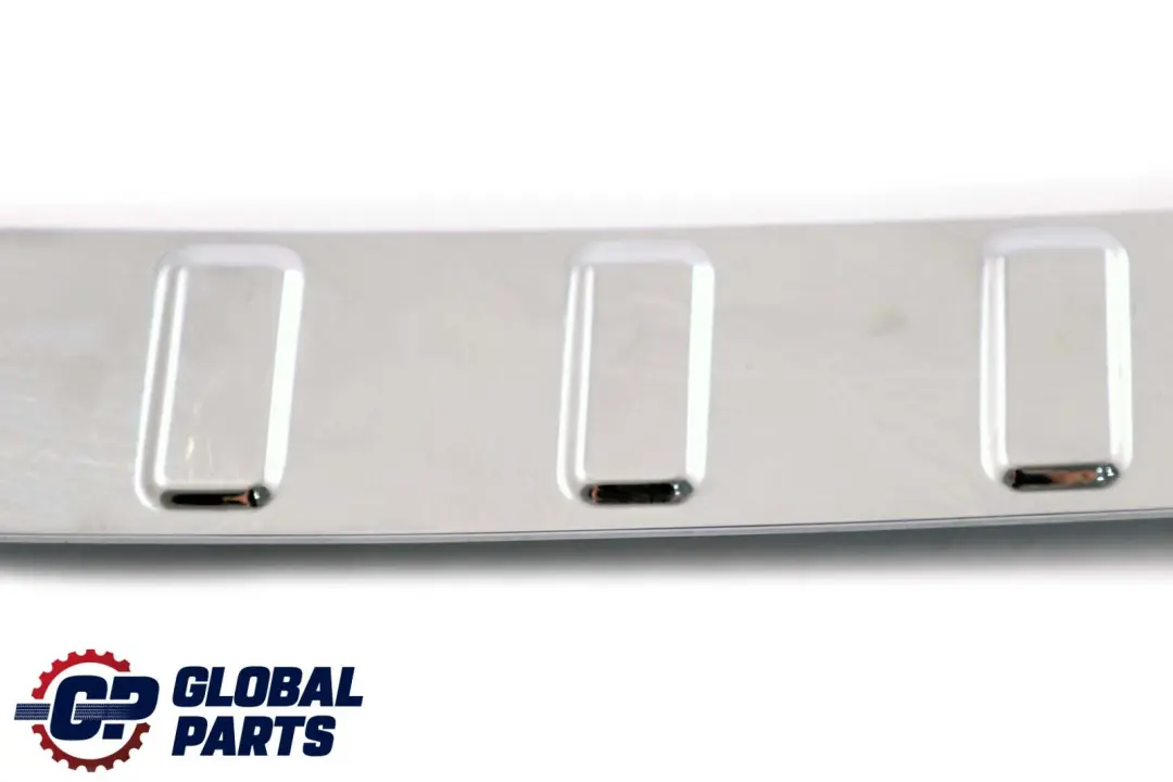 Listwa Bagażnika Prawa do Mercedes W245 o numerze A1696940425 Mercedes W245 Listwa Bagażnika Prawa - SKU A1696940425 - Numer Części A1696940425