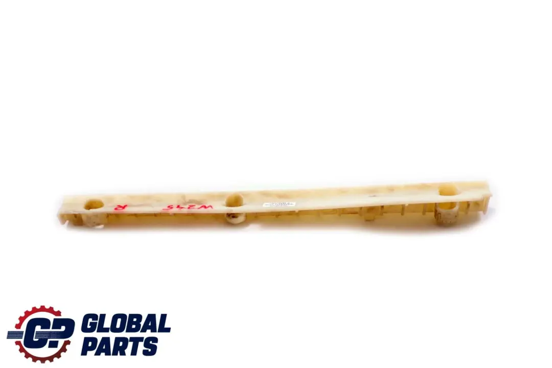 Mercedes-Benz W245 Striscia di rivestimento montante C destro per con numero di parte A1696951060 Mercedes-Benz W245 Striscia di rivestimento montante C destro - SKU A1696951060 - Numero di parte A1696951060