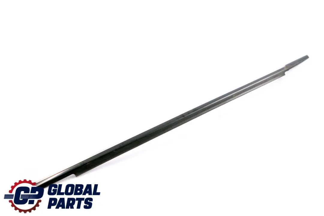 Mercedes B W245 Moldura De ventana De puerta delantera izquierda - SKU A1697200324 - Número de pieza A1697200324