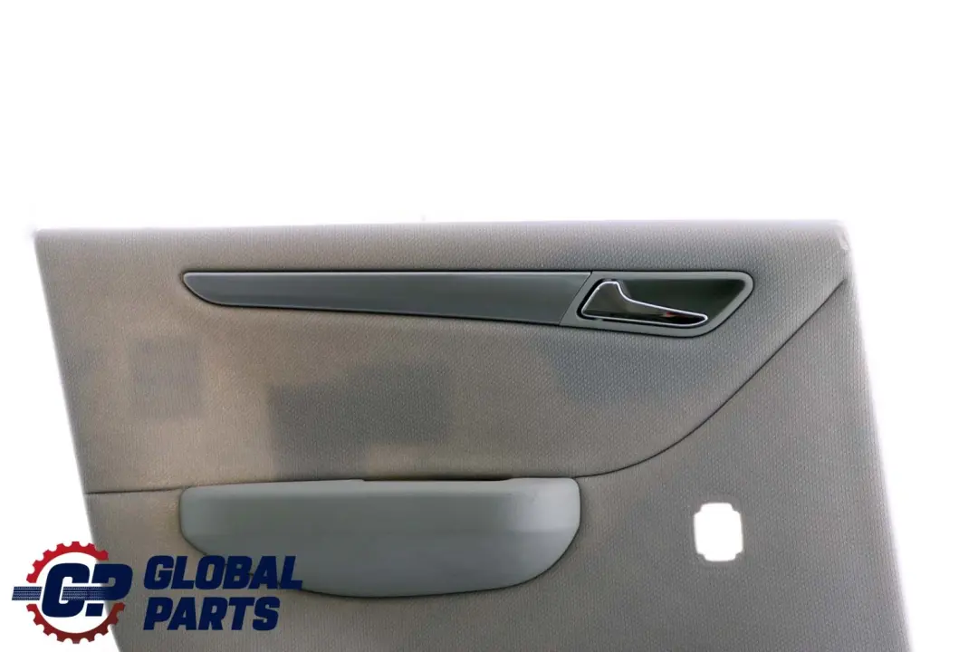 B-Klasse W245 Türverkleidung Hinten Links Stoff Alpaca Grau für Mercedes mit Teilenummer A1697304970 Mercedes B-Klasse W245 Türverkleidung Hinten Links Stoff Alpaca Grau - SKU A1697304970 - Teilenummer A1697304970