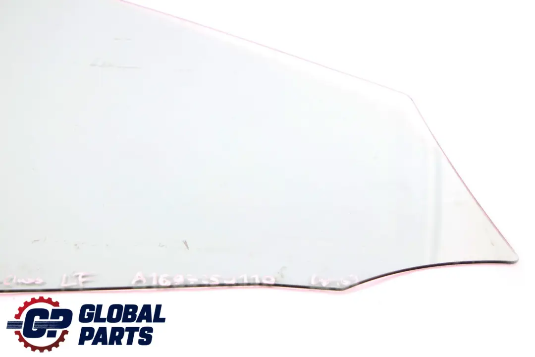 Vitre arrière gauche AS2 pour Mercedes W169 W245 à propos du numéro de pièce A1697350110 Mercedes W169 W245 Vitre arrière gauche AS2 - SKU A1697250110 - Numéro de pièce A1697350110