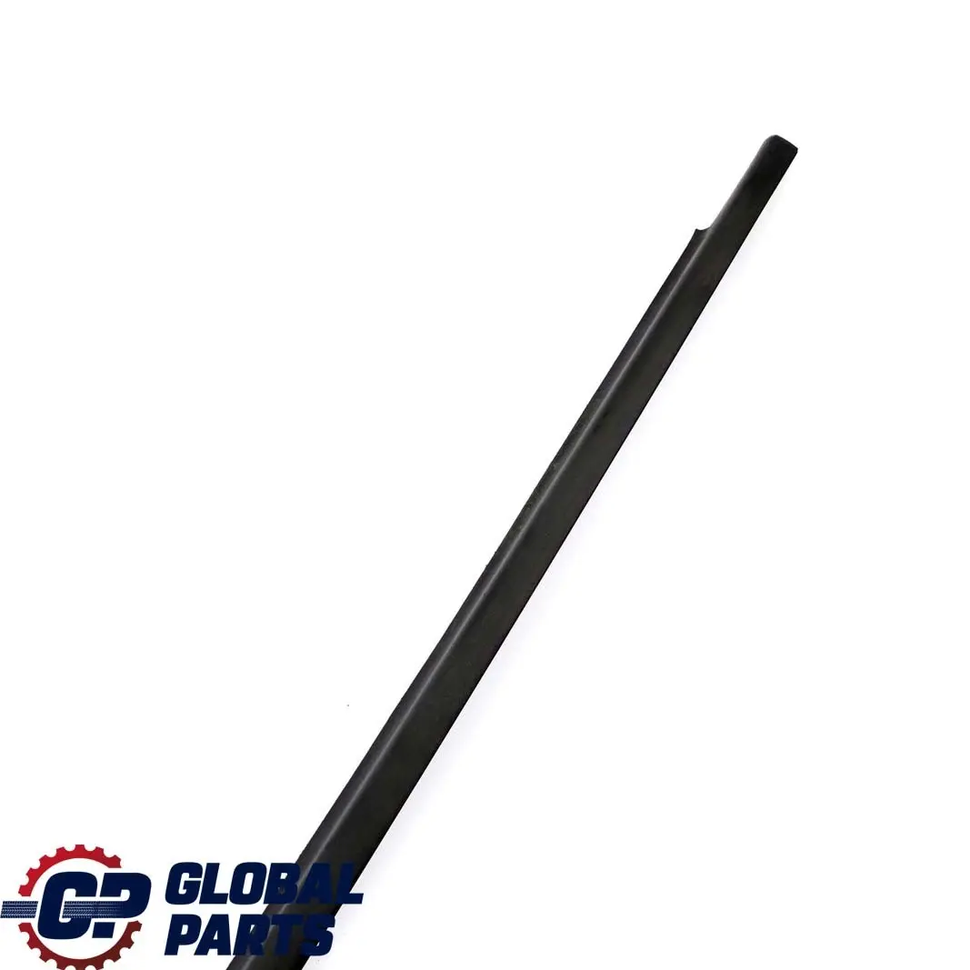 Striscia guarnizione finestrino porta anteriore sinistra per Mercedes W169 con numero di parte A1697250165 Mercedes W169 Striscia guarnizione finestrino porta anteriore sinistra - SKU A1697250165 - Numero di parte A1697250165
