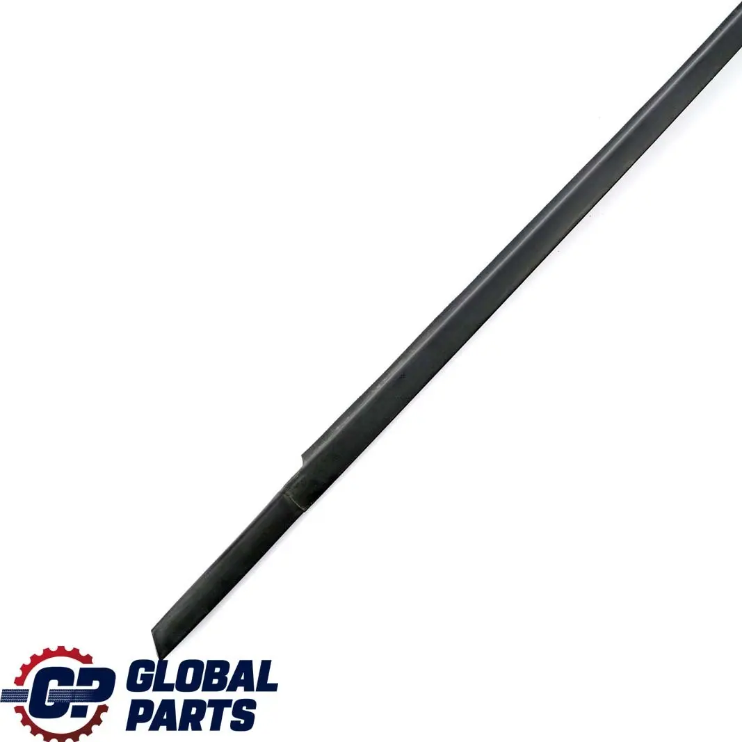 Joint de vitre de porte avant gauche pour Mercedes W169 à propos du numéro de pièce A1697250165 Mercedes W169 Joint de vitre de porte avant gauche - SKU A1697250165 - Numéro de pièce A1697250165