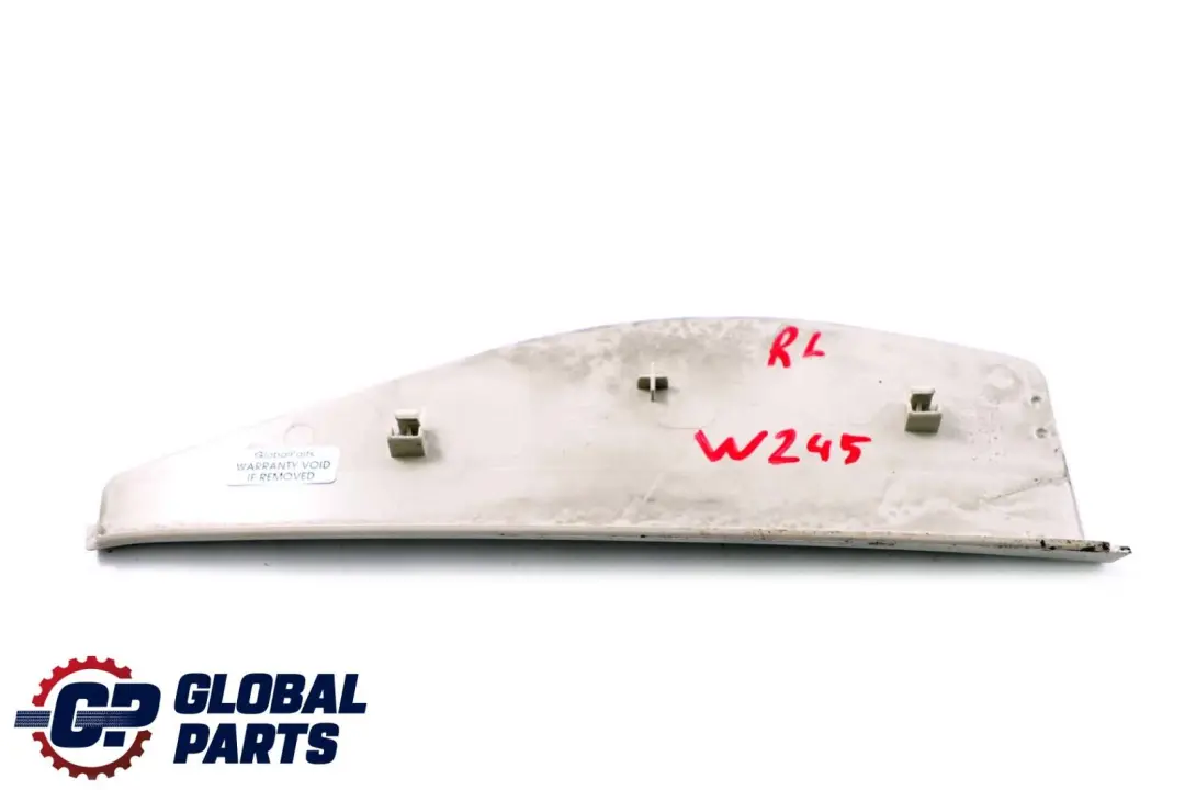 Cubremanillar Trasero Izquierdo Marco Ventana para Mercedes W245 con número de pieza A1697300189 Mercedes W245 Cubremanillar Trasero Izquierdo Marco Ventana - SKU A1697300189 - Número de pieza A1697300189