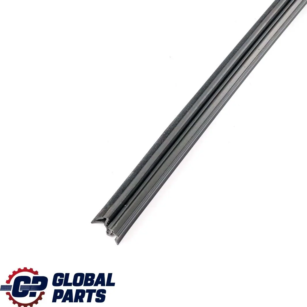 Mercedes-Benz A W169 Rear Left Right Door Window Inside Seal Rail para con número de pieza A1697352265 Mercedes-Benz A W169 Rear Left Right Door Window Inside Seal Rail - SKU A1697352265 - Número de pieza A1697352265