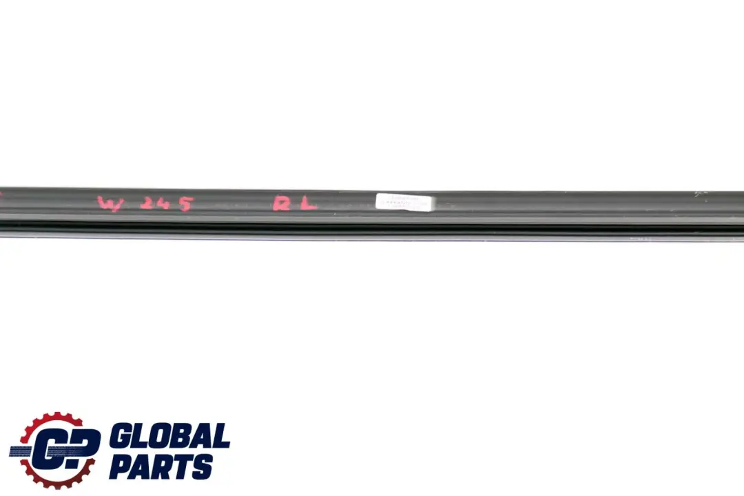 Listwa Szyby Tył Lewo do Mercedes W245 o numerze A1697352465 Mercedes W245 Listwa Szyby Tył Lewo - SKU A1697352465 - Numer Części A1697352465