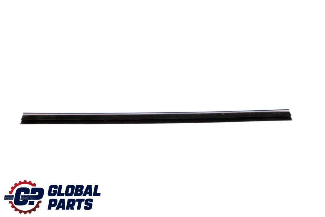 Listwa Szyby Tył Lewo Mercedes W245 - SKU A1697352465 - Numer Części A1697352465