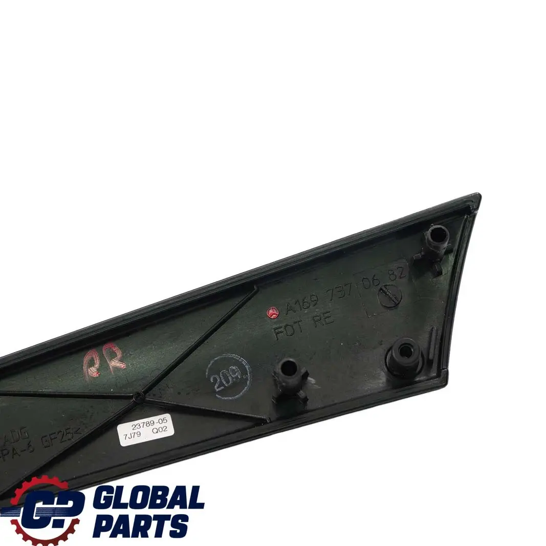 Mercedes B W245 Trasera Derecha Tarjeta De Puerta Tira De Recorte De Aluminio - SKU A1697370682 - Número de pieza A1697370682