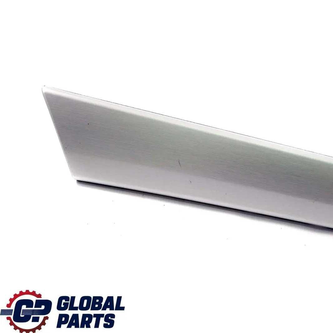 Mercedes B W245 Trasera Derecha Tarjeta De Puerta Tira De Recorte De Aluminio - SKU A1697370682 - Número de pieza A1697370682