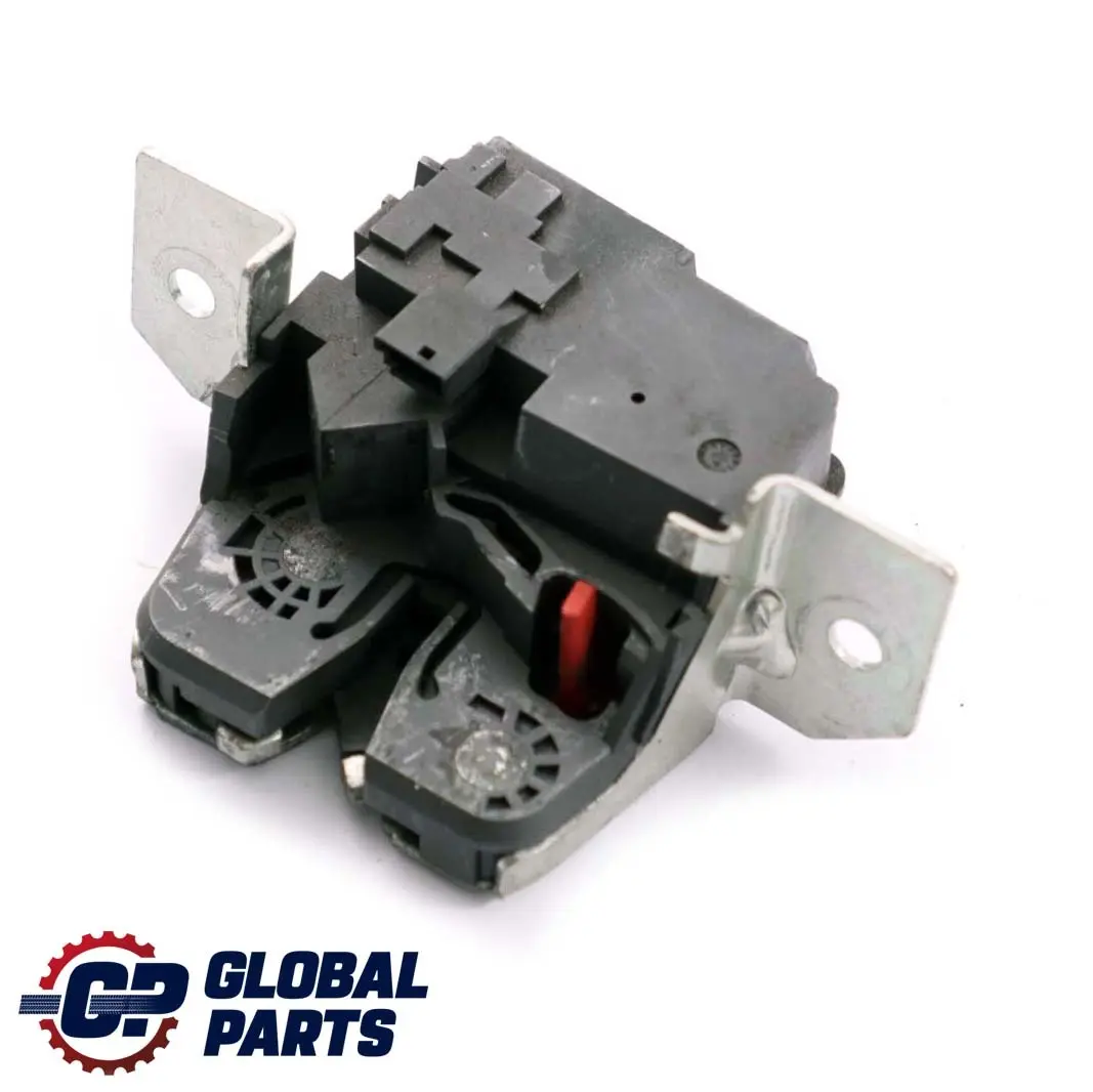 Zamek Tylnej Klapy A1697400036 do Mercedes W169 o numerze A1697400135 Mercedes W169 Zamek Tylnej Klapy A1697400036 - SKU A1697400135 - Numer Części A1697400135