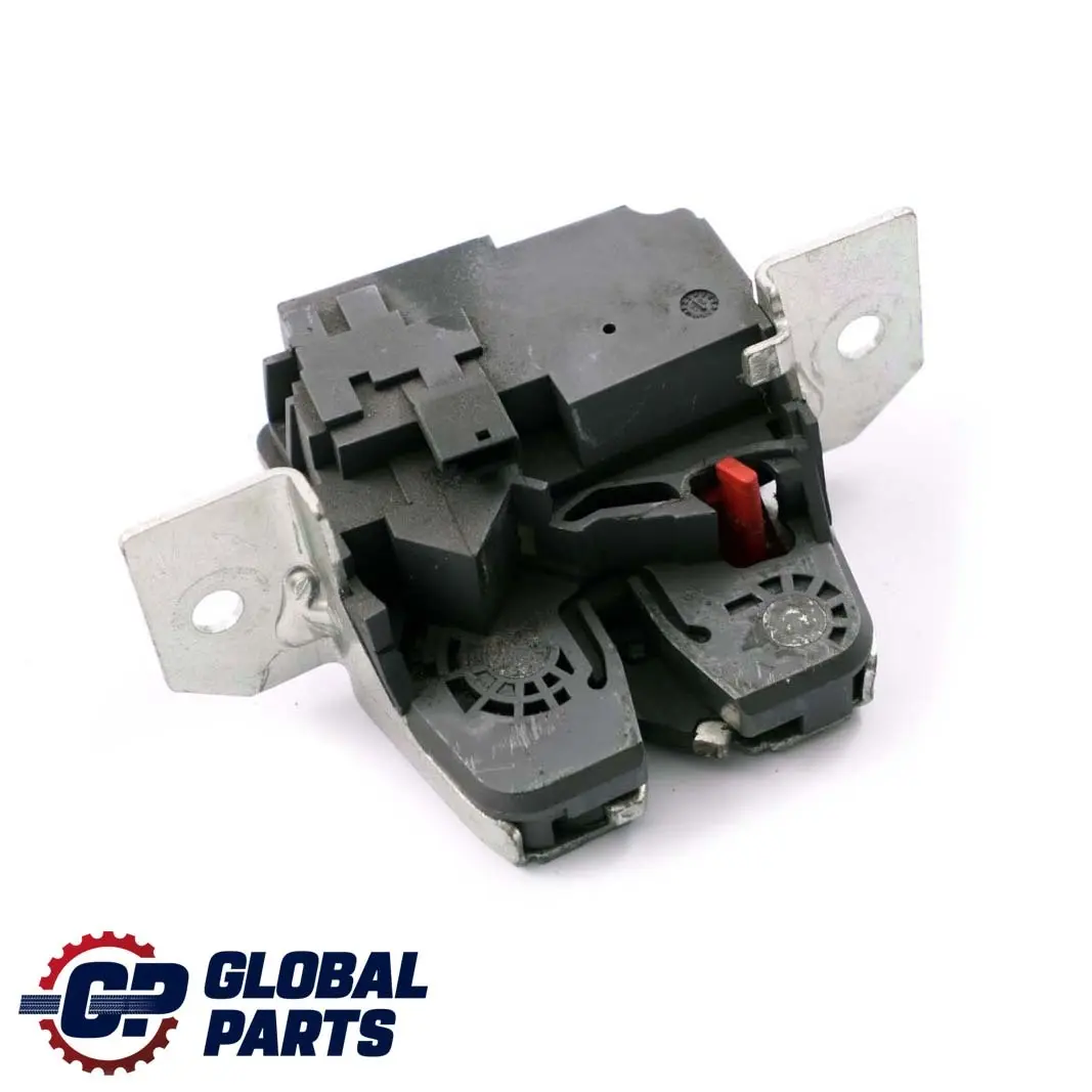 Mercedes W169 Verrouillage de hayon arrière A1697400036 - SKU A1697400135 - Numéro de pièce A1697400135