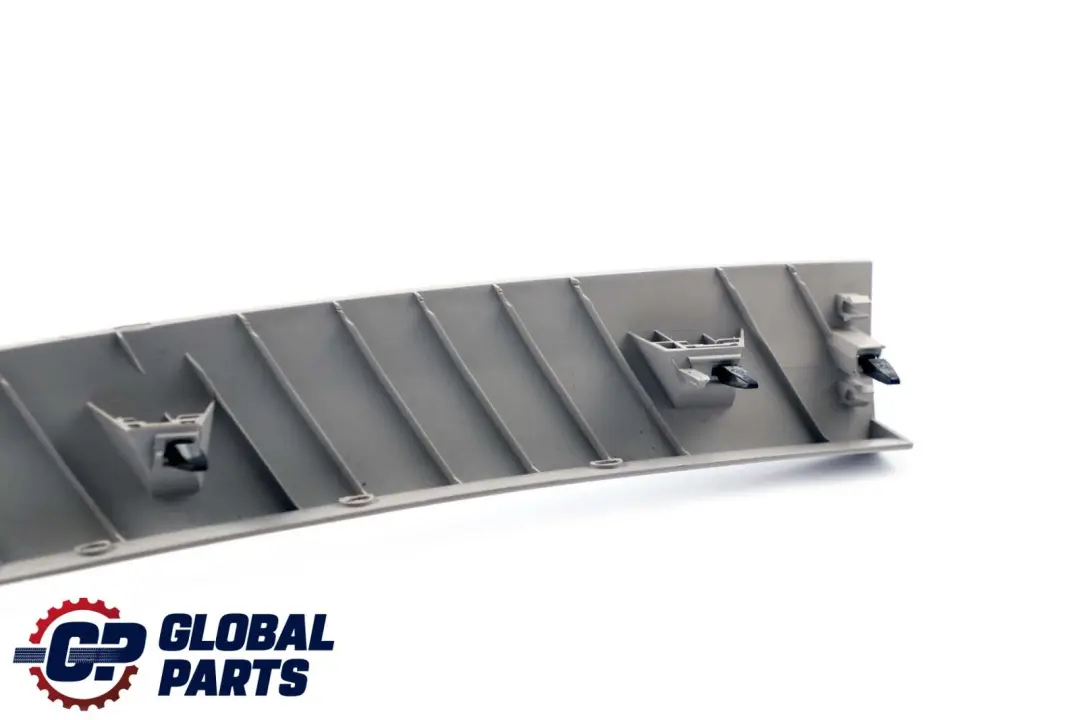 Tapa trasera Ventana derecha Marco porton trasero Gris para Mercedes W245 con número de pieza A1697400870 Mercedes W245 Tapa trasera Ventana derecha Marco porton trasero Gris - SKU A1697400870 - Número de pieza A1697400870
