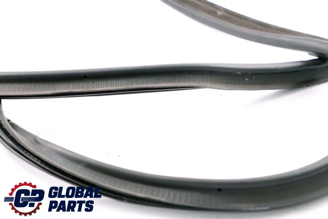 Tapa maletero Junta estanqueidad Panel trasero Puerta para Mercedes W245 con número de pieza A1697401378 Mercedes W245 Tapa maletero Junta estanqueidad Panel trasero Puerta - SKU A1697401378 - Número de pieza A1697401378