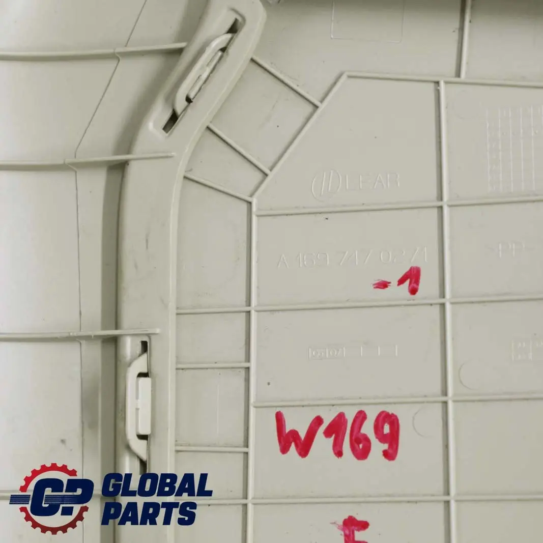 Portellone Posteriore Bagagliaio Pannello Tergicristallo per Mercedes W169 con numero di parte A1697400070 Mercedes W169 Portellone Posteriore Bagagliaio Pannello Tergicristallo - SKU A1697470271-1 - Numero di parte A1697400070
