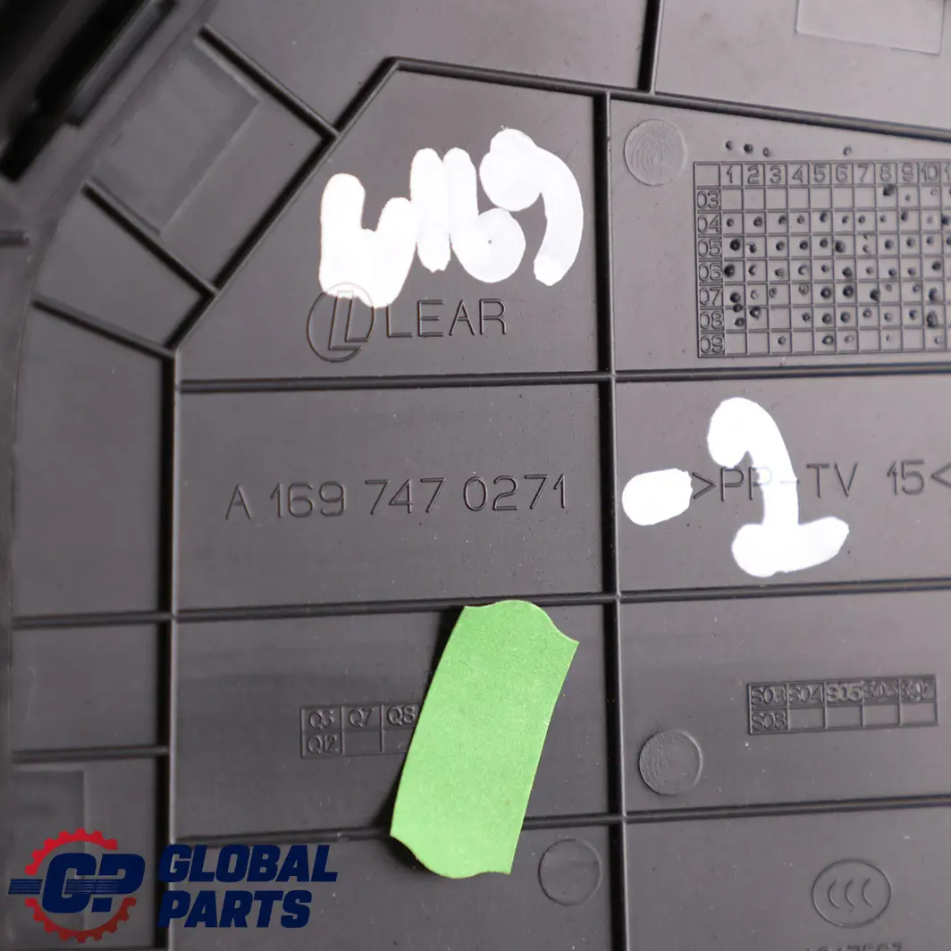 Portellone posteriore bagagliaio Pannello copertura interno nero per Mercedes W169 con numero di parte A1697470271 Mercedes W169 Portellone posteriore bagagliaio Pannello copertura interno nero - SKU A1697470271-2 - Numero di parte A1697470271