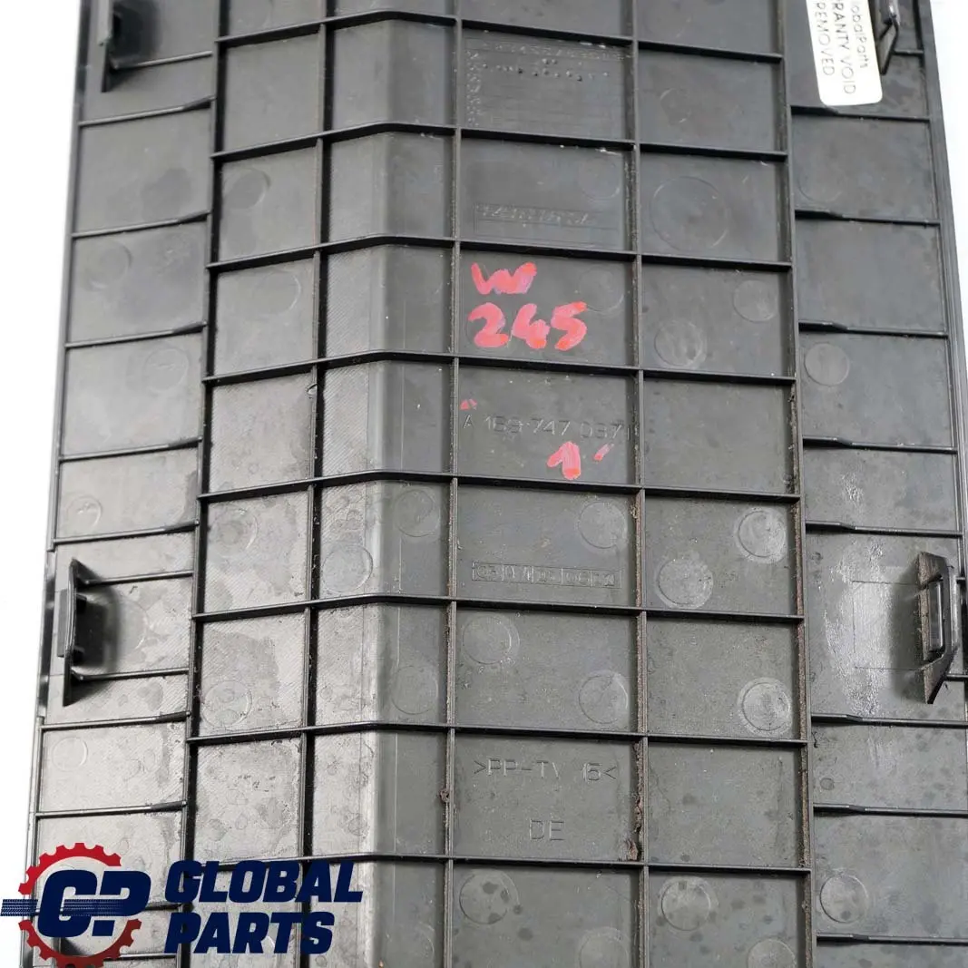 Innenraum Heckklappe Kofferraumdeckel Abdeckung Panel schwarz für Mercedes W245 mit Teilenummer A1697470371 Mercedes W245 Innenraum Heckklappe Kofferraumdeckel Abdeckung Panel schwarz - SKU A1697470371-1 - Teilenummer A1697470371