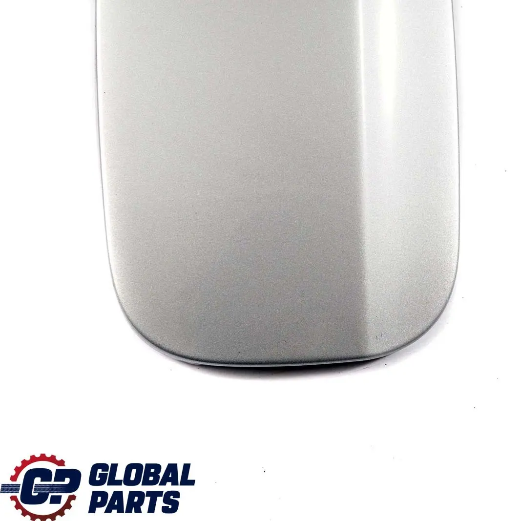 Classe A W169 Copertura tappo serbatoio Polar Silver Metallic - 761 per Mercedes con numero di parte A1697500106 Mercedes Classe A W169 Copertura tappo serbatoio Polar Silver Metallic - 761 - SKU A1697500106-PS - Numero di parte A1697500106