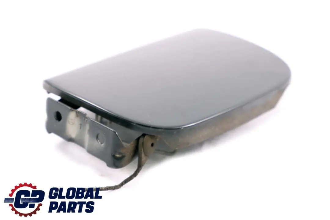  Mercedes-Benz W245 Tapa del Depósito de Combustible Kosmos Negro Metalizado 191U - SKU A1697500406-KB - Número de pieza A1697500406