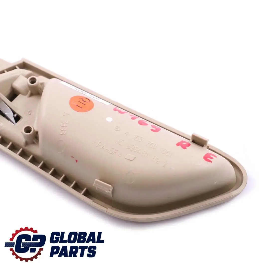Classe A B W169 W245 Maniglia porta interna anteriore destra Beige per Mercedes con numero di parte A1697601061 Mercedes Classe A B W169 W245 Maniglia porta interna anteriore destra Beige - SKU A1697601061 - Numero di parte A1697601061