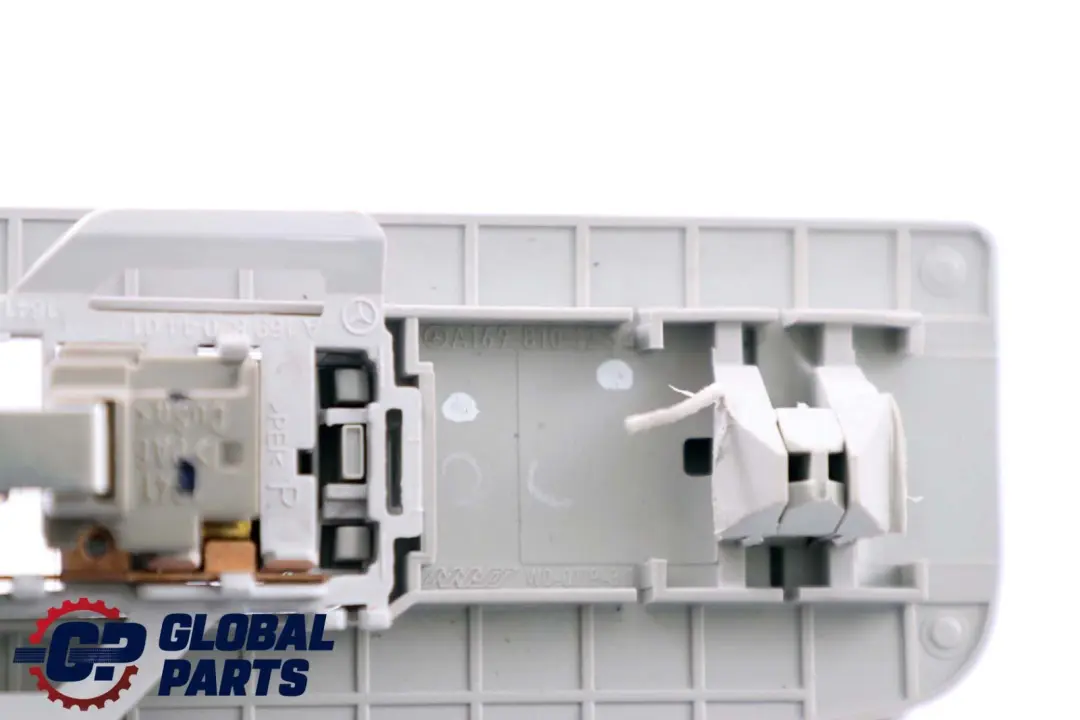 Maniglia posteriore destra Grigio per Mercedes W169 W245 con numero di parte A1698101254 Mercedes W169 W245 Maniglia posteriore destra Grigio - SKU A1698101254 - Numero di parte A1698101254