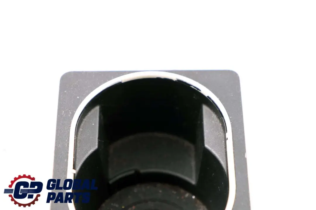 Mercedes W169 W245 Console centrale garniture porte gobelet - SKU A1698130214 - Numéro de pièce A1698130214