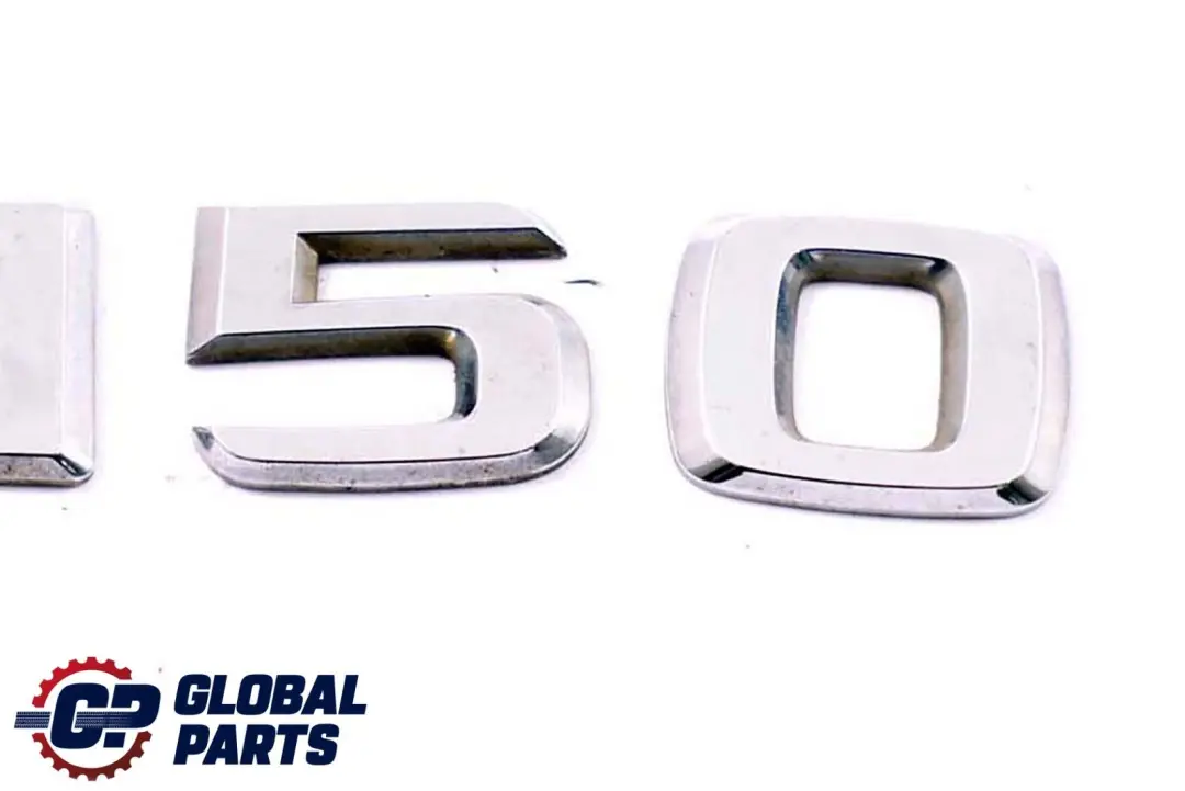 B-Klasse W245 Emblem Hinten Schriftzug Logo B150 für Mercedes mit Teilenummer A1698171115 Mercedes B-Klasse W245 Emblem Hinten Schriftzug Logo B150 - SKU A1698171115 - Teilenummer A1698171115