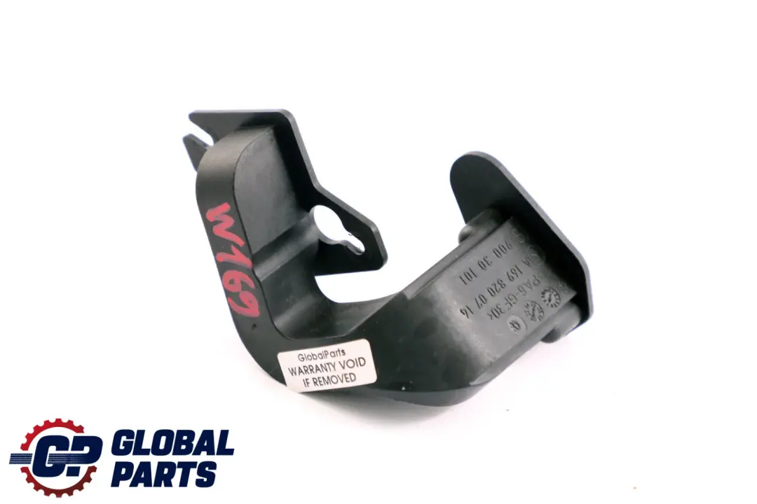 Clase A W169 Soporte actuador liberación tapa combustible para Mercedes con número de pieza A1698200714 Mercedes Clase A W169 Soporte actuador liberación tapa combustible - SKU A1698200714 - Número de pieza A1698200714