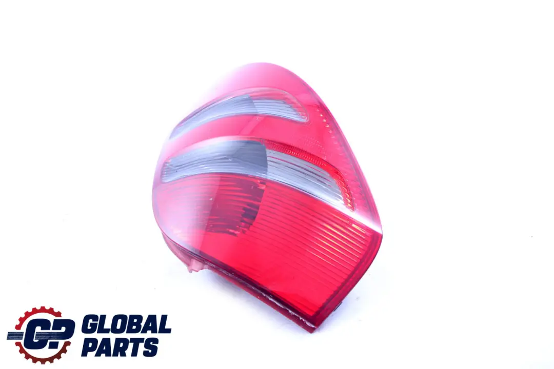 Mercedes-Benz W169 Fanale posteriore sinistro Pannello laterale per con numero di parte A1698200964 Mercedes-Benz W169 Fanale posteriore sinistro Pannello laterale - SKU A1698200964 - Numero di parte A1698200964