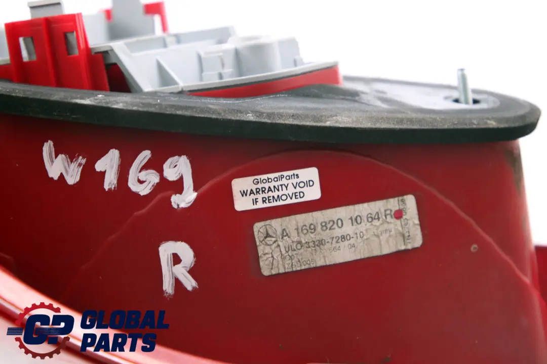  Mercedes-Benz Clase A W169 Luz trasera derecha Panel lateral - SKU A1698201064 - Número de pieza A1698201064