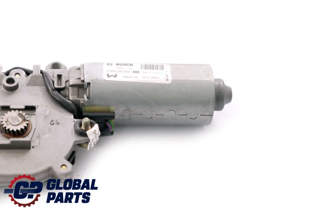 Moteur de toit ouvrant électrique 0390200003 pour Mercedes W169 W245 à propos du numéro de pièce A1698202542 Mercedes W169 W245 Moteur de toit ouvrant électrique 0390200003 - SKU A1698202542 - Numéro de pièce A1698202542