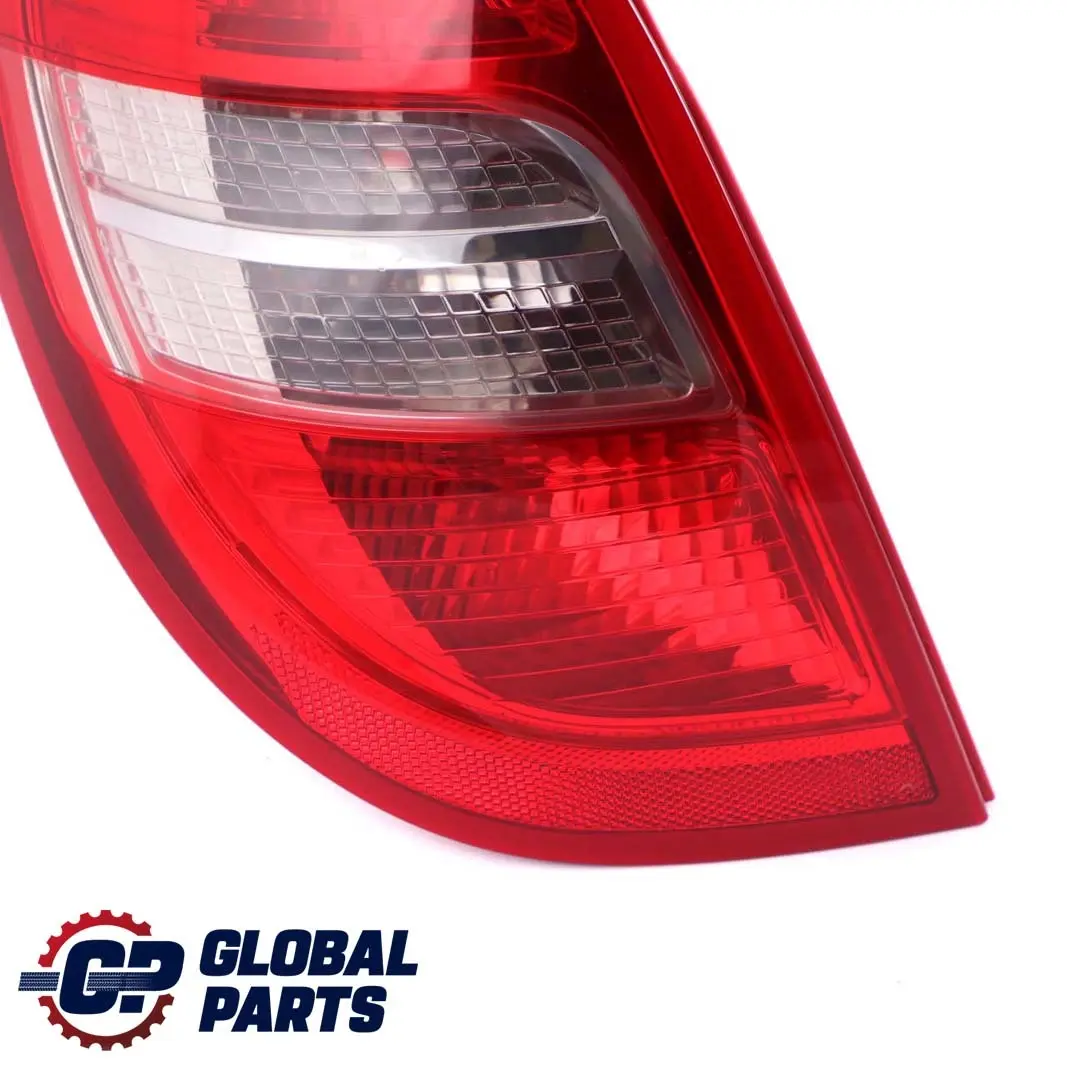 Fanalino coda posteriore sinistro Pannello laterale per Mercedes W169 con numero di parte A1698202764 Mercedes W169 Fanalino coda posteriore sinistro Pannello laterale - SKU A1698202764 - Numero di parte A1698202764