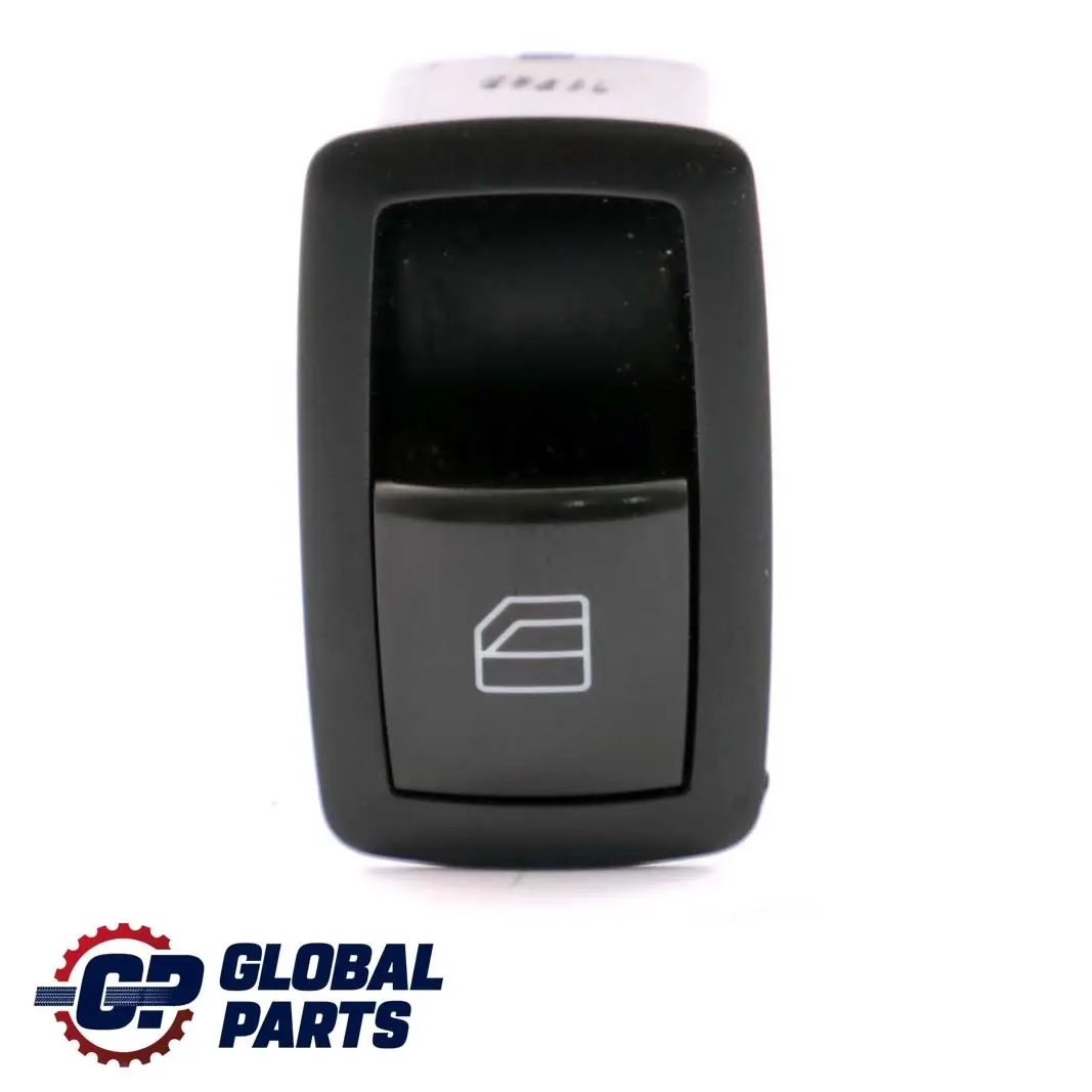 Pulsante Alzacristallo Anteriore Lato Passeggero per Mercedes W169 W245 con numero di parte A1698205210 Mercedes W169 W245 Pulsante Alzacristallo Anteriore Lato Passeggero - SKU A1698205210 - Numero di parte A1698205210