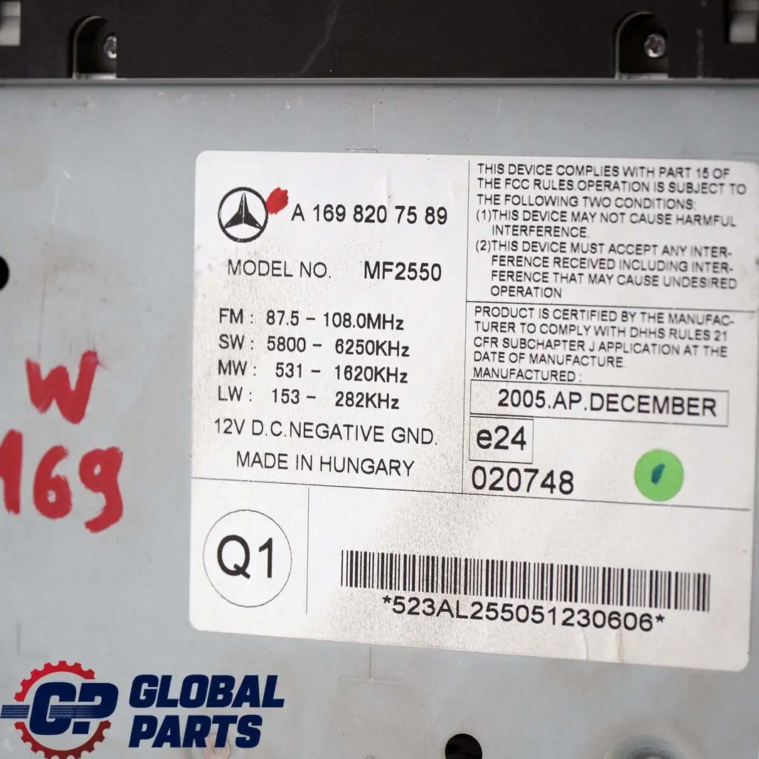 Lettore CD Radio Audio Unità Principale per Mercedes W169 W245 con numero di parte A1698206189 Mercedes W169 W245 Lettore CD Radio Audio Unità Principale - SKU A1698207589 - Numero di parte A1698206189