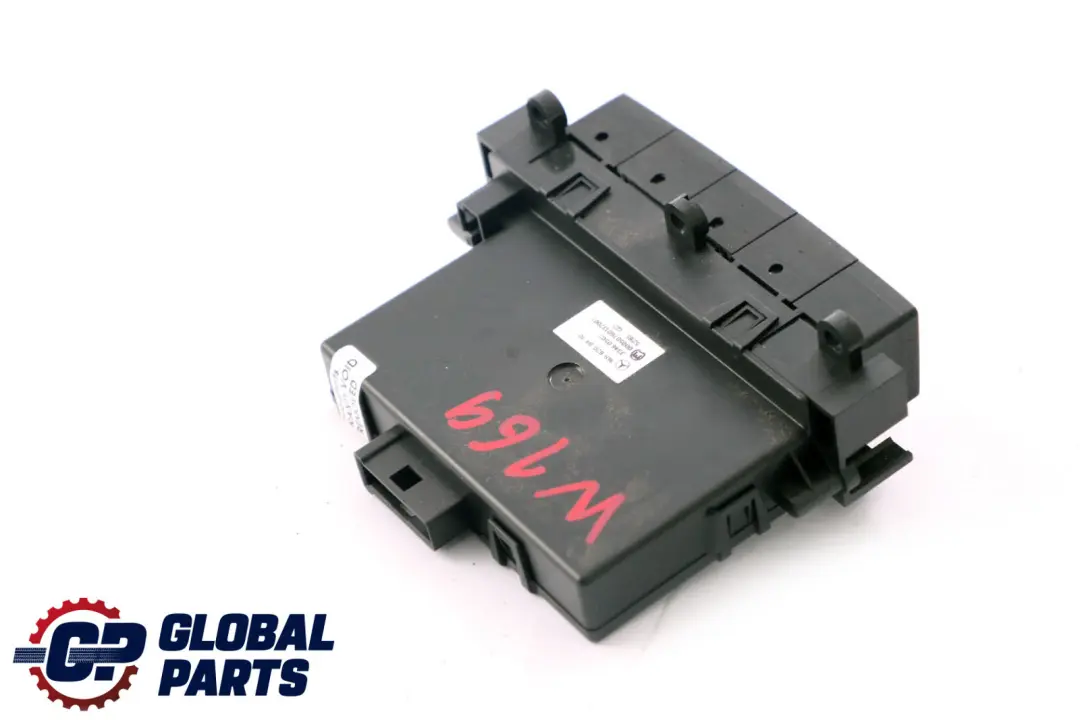 Interruptor De Control De Alarma Modo Remolque para Mercedes B W169 W245 con número de pieza A1698208410 Mercedes B W169 W245 Interruptor De Control De Alarma Modo Remolque - SKU A1698208410 - Número de pieza A1698208410