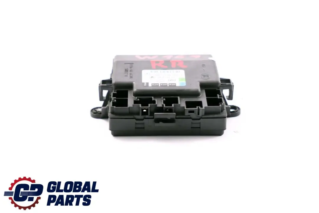 Modulo De control De La puerta trasera derecha para Mercedes W169 W245 con número de pieza A1698208626 Mercedes W169 W245 Modulo De control De La puerta trasera derecha - SKU A1698208626 - Número de pieza A1698208626