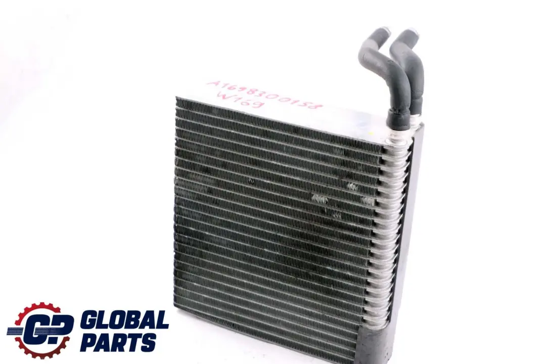 Mercedes-Benz A B Classe W169 W245 L'evaporateur De La Climatique pour à propos du numéro de pièce A1698300158 Mercedes-Benz A B Classe W169 W245 L'evaporateur De La Climatique - SKU A1698300158 - Numéro de pièce A1698300158