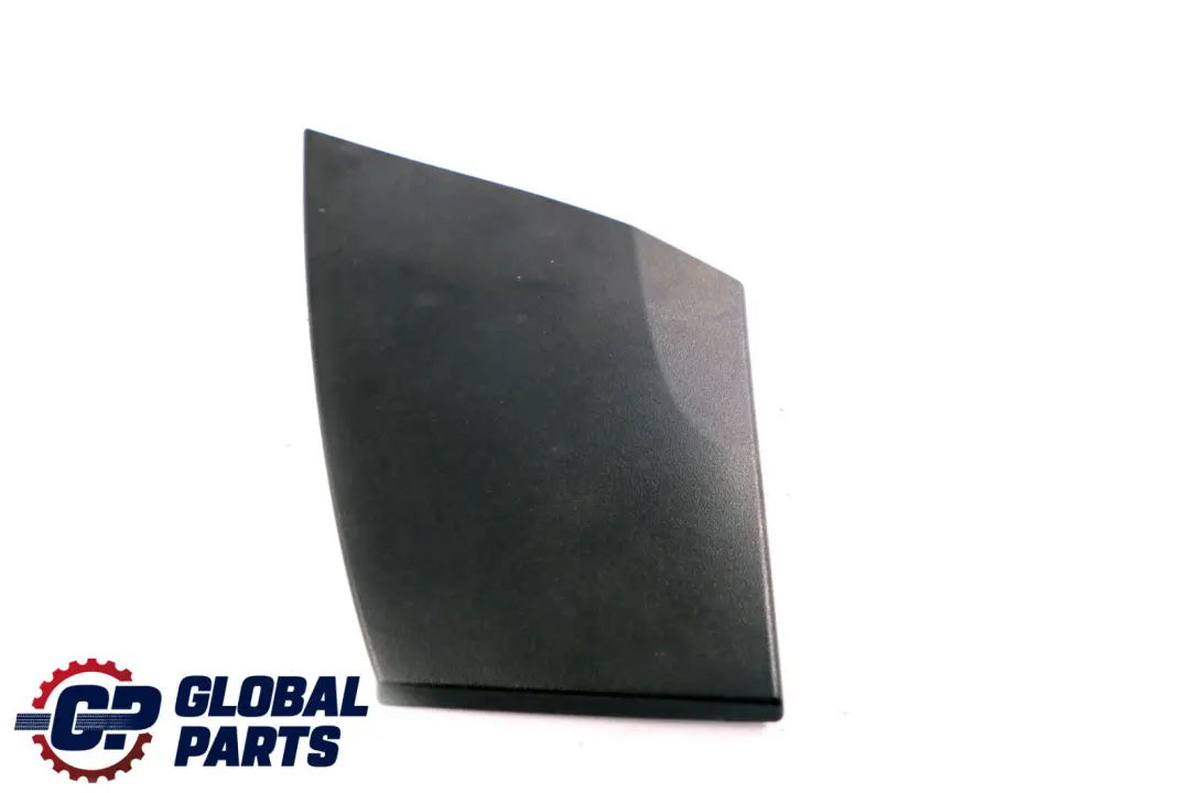 Mercedes W169 Tapa De Drenaje De Agua Delantera Izquierda Negro - SKU A1698300175 - Número de pieza A1698300175