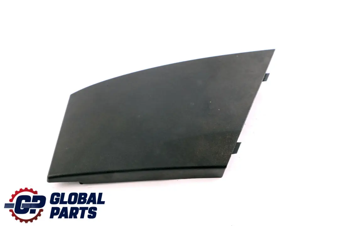 Mercedes W169 Tapa De Drenaje De Agua Delantera Izquierda Negro - SKU A1698300175 - Número de pieza A1698300175