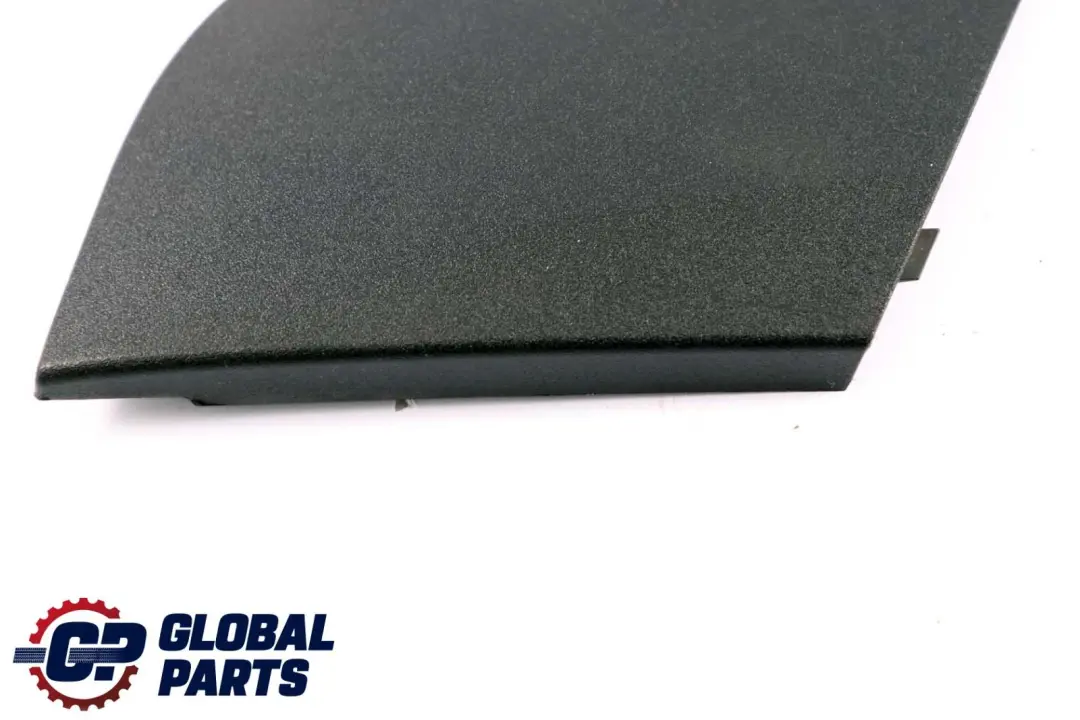 Osłona Zaślepka Panel Maski Lewy Przód Przedni do Mercedes W245 o numerze A1698300375 Mercedes W245 Osłona Zaślepka Panel Maski Lewy Przód Przedni - SKU A1698300375 - Numer Części A1698300375