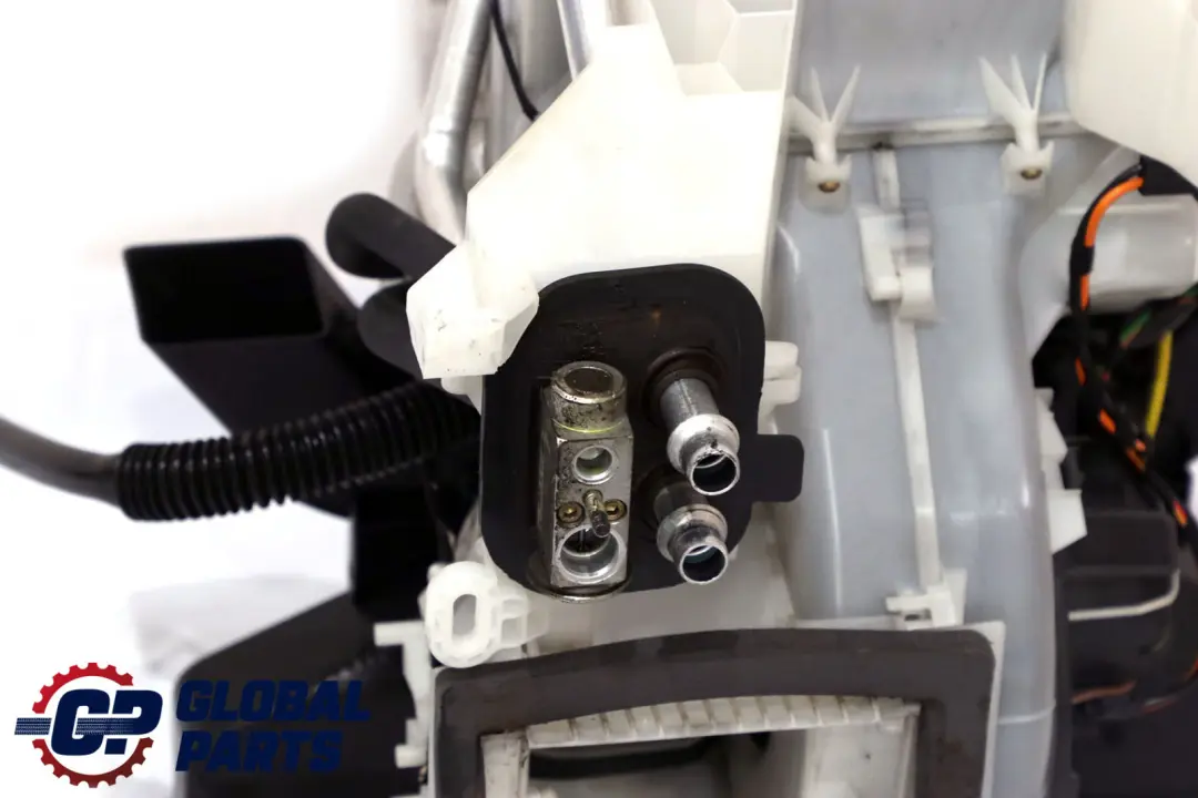 A-KLASA W169 Nagrzewnica dmuchawa do Mercedes o numerze A1698301460 Mercedes A-KLASA W169 Nagrzewnica dmuchawa - SKU A1698301460 - Numer Części A1698301460