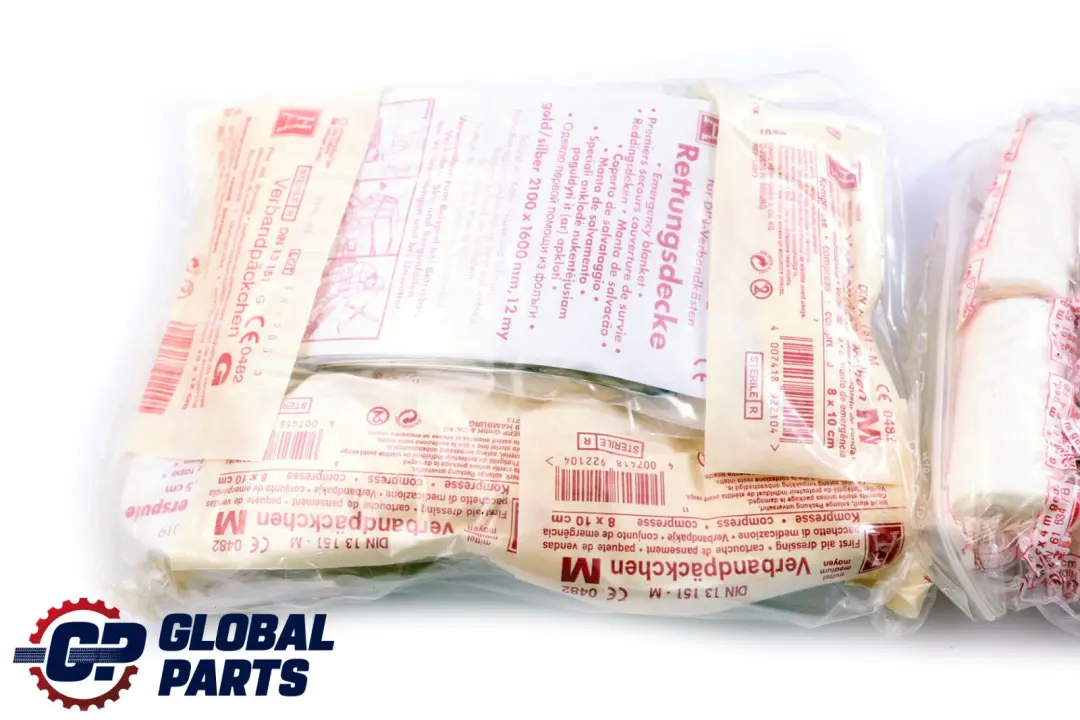 Erste Hilfe Notfallkoffer Tasche für Mercedes mit Teilenummer A1698600150 Mercedes Erste Hilfe Notfallkoffer Tasche - SKU A1698600150 - Teilenummer A1698600150