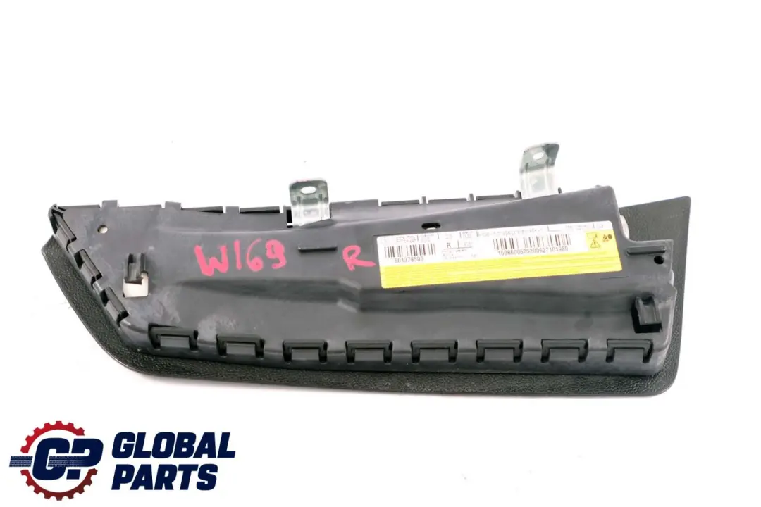 Bag Mercedes W169 W245 Front Right Seat Driver to Air with Part number A1698600605 Air Bag Mercedes W169 W245 Front Right Seat Driver - SKU A1698600605 - Part number A1698600605