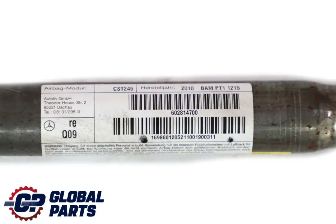 Mercedes W245 Rideau Latéral Extérieur Droit Abaissé - SKU A1698601205 - Numéro de pièce A1698601205