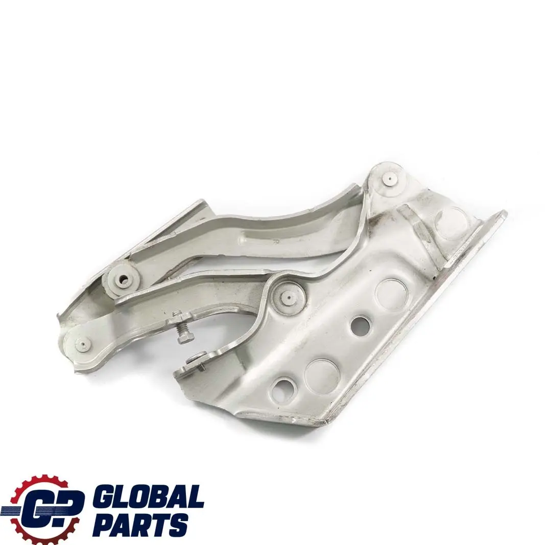 Zawias Maski Silnika Prawo Srebrny do Mercedes W245 o numerze A1698800428 Mercedes W245 Zawias Maski Silnika Prawo Srebrny - SKU A1698800428-PS - Numer Części A1698800428