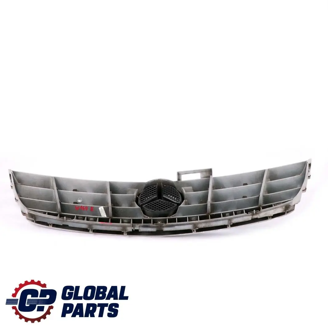 Mercedes-Benz A-Klasse W169 1 Kühlergrill Grill Träger Brillantsilber - 744 für mit Teilenummer A1698800583 Mercedes-Benz A-Klasse W169 1 Kühlergrill Grill Träger Brillantsilber - 744 - SKU A1698800583-BS1 - Teilenummer A1698800583